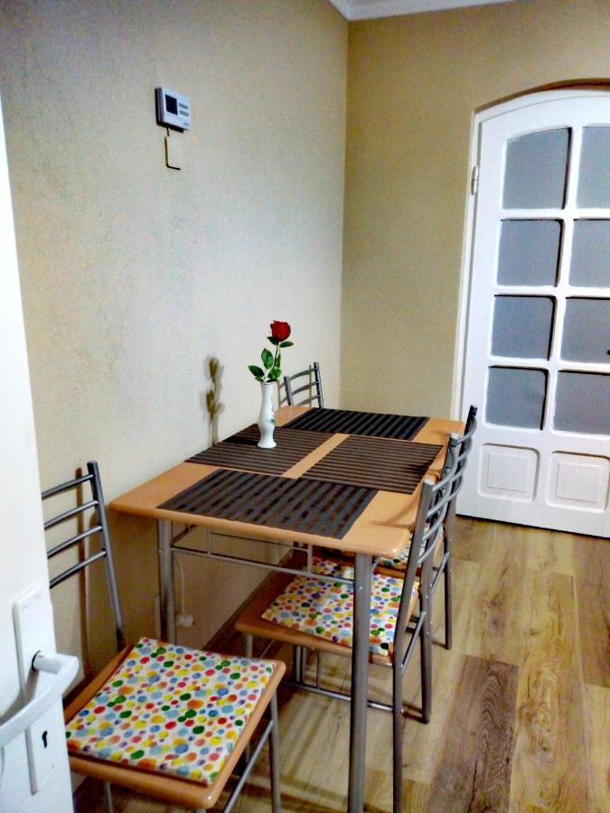 Kiraly Apartman Георгени Екстериор снимка