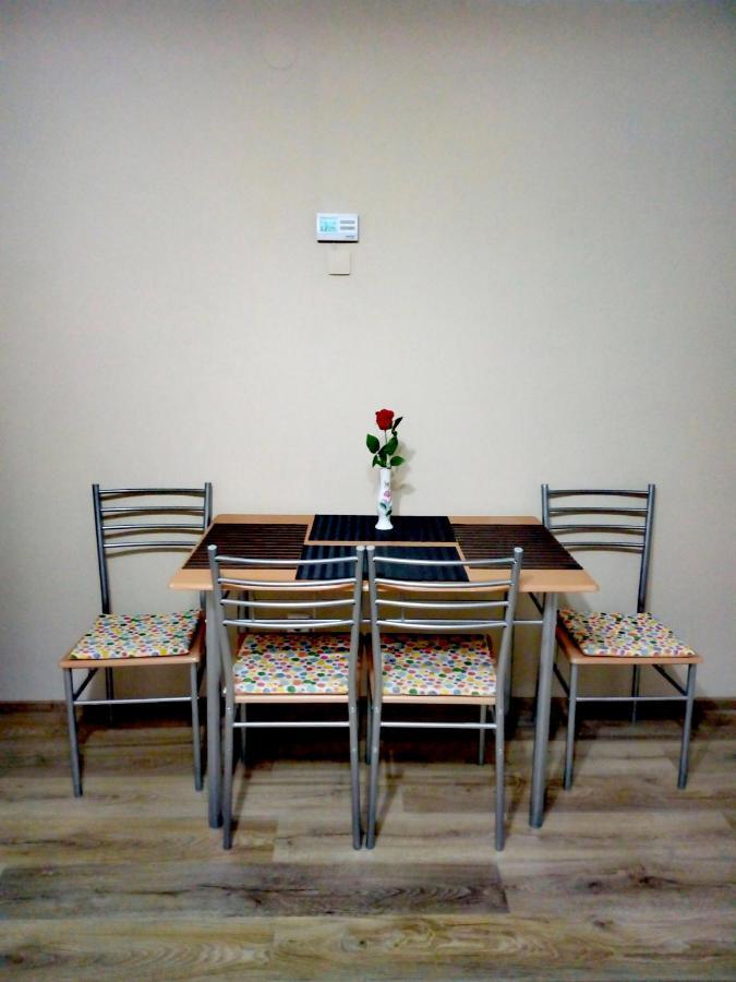 Kiraly Apartman Георгени Екстериор снимка