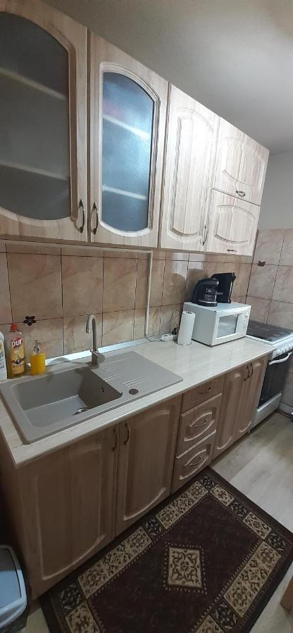 Kiraly Apartman Георгени Екстериор снимка