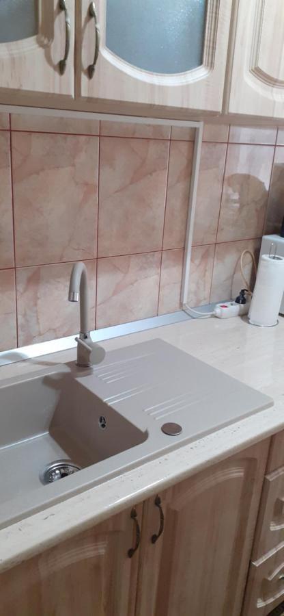 Kiraly Apartman Георгени Екстериор снимка
