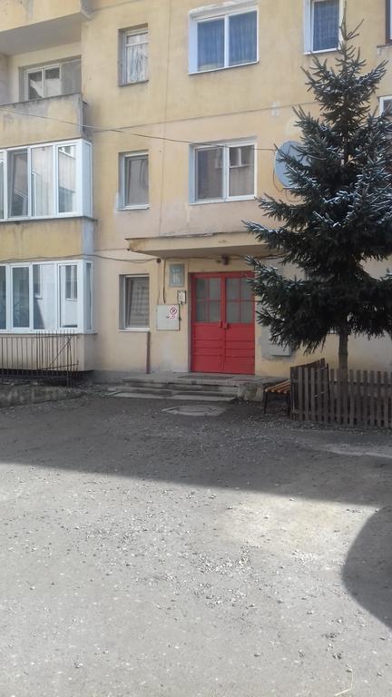 Kiraly Apartman Георгени Екстериор снимка